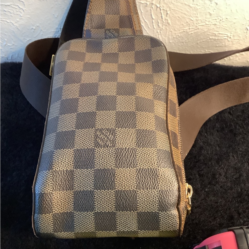 Louis Vuitton bag - Picture 10 of 13